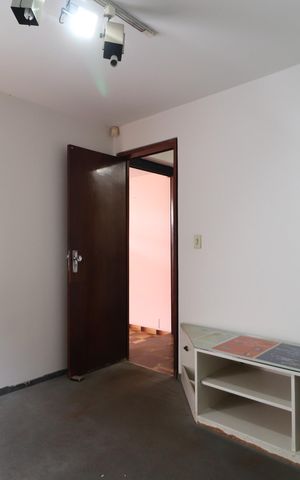 Casa para alugar com 487m², 9 quartos e 2 vagasQuarto 2