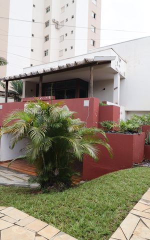 Casa para alugar com 487m², 9 quartos e 2 vagasGaragem