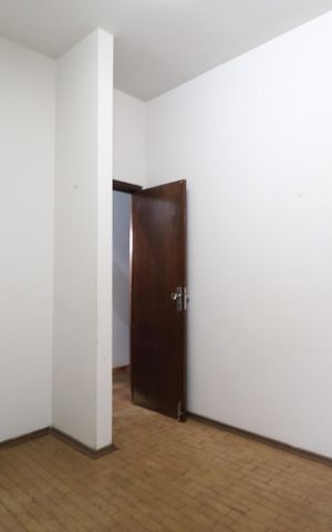 Casa para alugar com 487m², 9 quartos e 2 vagasQuarto 4
