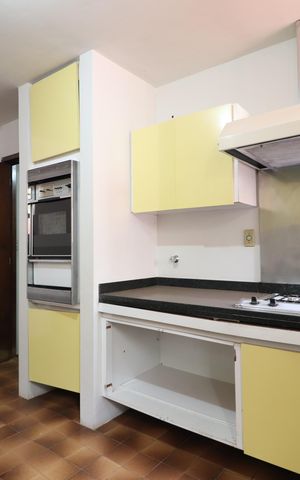 Casa para alugar com 487m², 9 quartos e 2 vagasCozinha