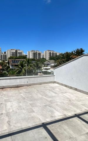 Casa à venda com 462m², 4 quartos e 1 vaga Casa à venda com 462m², 4 quartos e 1 vagaÁrea comum