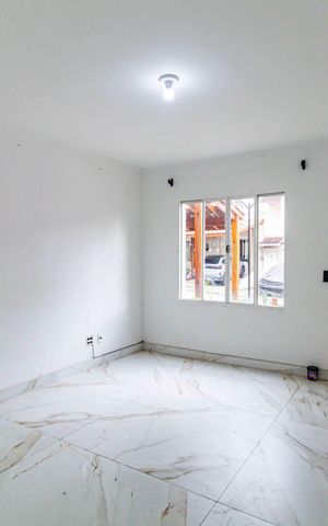 Casa de condomínio à venda com 70m², 2 quartos e 1 vaga Casa de condomínio à venda com 70m², 2 quartos e 1 vagaSala