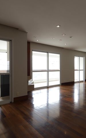 Apartamento à venda com 165m², 3 quartos e 3 vagasSala