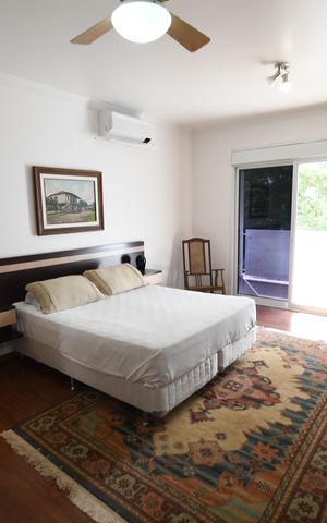 Casa à venda com 394m², 3 quartos e 4 vagasQuarto 1 - Suíte
