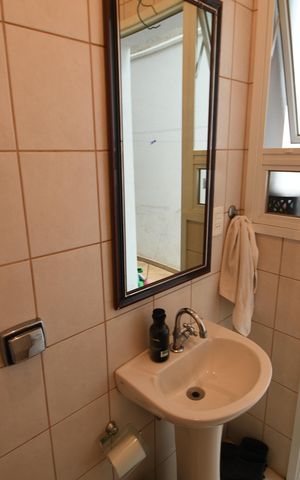 Casa à venda com 394m², 3 quartos e 4 vagasBanheiro de serviço