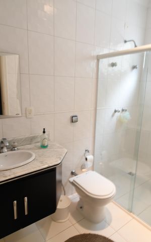 Casa à venda com 394m², 3 quartos e 4 vagasBanheiro Suíte