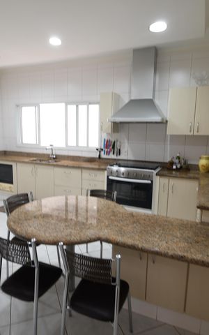 Casa à venda com 394m², 3 quartos e 4 vagasCozinha