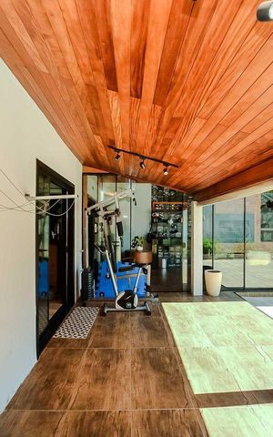 Casa para alugar com 250m², 2 quartos e 4 vagas Casa para alugar com 250m², 2 quartos e 4 vagasÁrea Comum