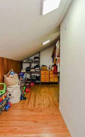 Casa para alugar com 250m², 2 quartos e 4 vagas Casa para alugar com 250m², 2 quartos e 4 vagasÁrea Comum