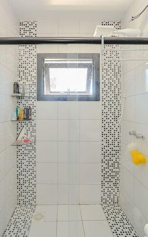 Casa para alugar com 250m², 2 quartos e 4 vagas Casa para alugar com 250m², 2 quartos e 4 vagasBanheiro 2