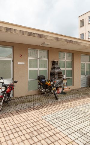 Apartamento para alugar com 46m², 2 quartos e sem vagaÁrea comum - Salão de festas