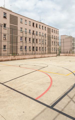 Apartamento para alugar com 46m², 2 quartos e sem vagaQuadra Esportiva