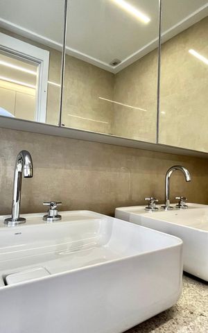Apartamento à venda com 106m², 2 quartos e 2 vagas Apartamento à venda com 106m², 2 quartos e 2 vagasBanheiro 2 da Suíte 1