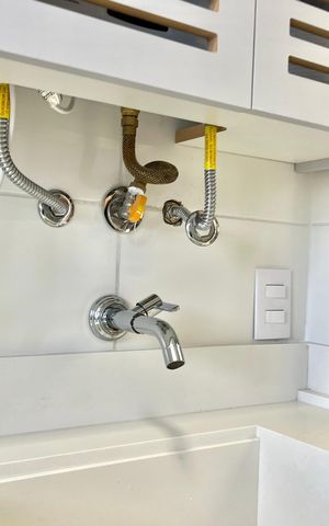 Apartamento à venda com 106m², 2 quartos e 2 vagas Apartamento à venda com 106m², 2 quartos e 2 vagasÁrea de Serviço