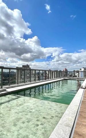 Apartamento à venda com 106m², 2 quartos e 2 vagas Apartamento à venda com 106m², 2 quartos e 2 vagasÁrea comum - Piscina