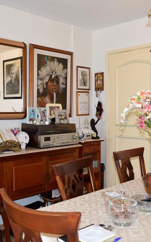 Apartamento à venda com 100m², 2 quartos e 1 vagaSala de jantar