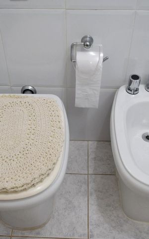 Apartamento à venda com 100m², 2 quartos e 1 vagaBanheiro social