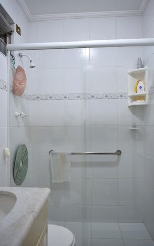 Apartamento à venda com 100m², 2 quartos e 1 vagaBanheiro da Suíte