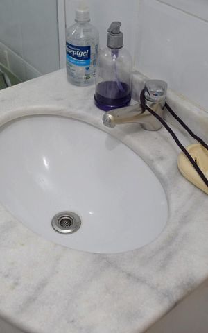 Apartamento à venda com 100m², 2 quartos e 1 vagaBanheiro social