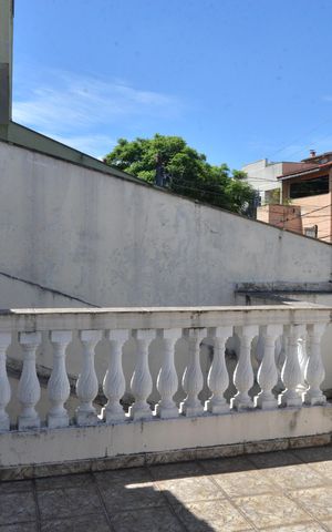 Casa à venda com 94m², 2 quartos e 1 vagaQuintal