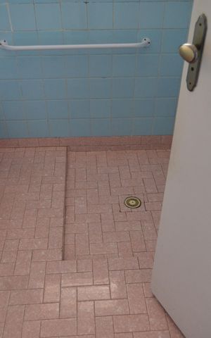 Casa à venda com 94m², 2 quartos e 1 vagaBanheiro Social