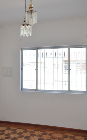 Casa à venda com 94m², 2 quartos e 1 vagaSala