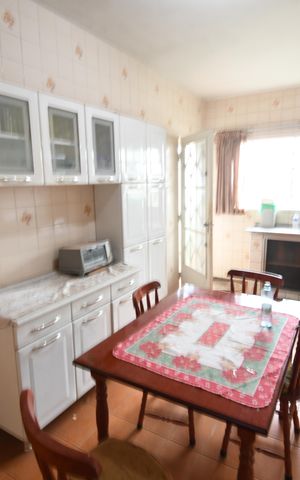 Casa à venda com 147m², 2 quartos e 1 vagaCozinha