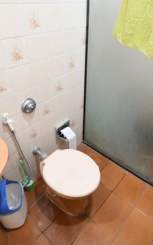 Casa à venda com 147m², 2 quartos e 1 vagaBanheiro