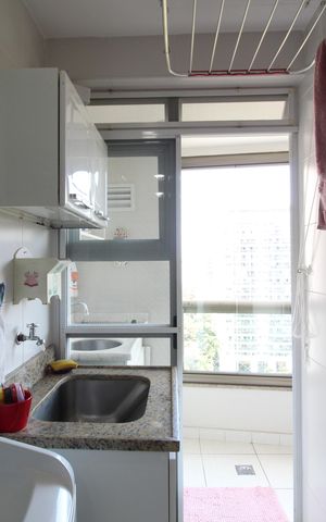 Apartamento à venda com 98m², 3 quartos e 1 vagaÁrea de Serviço