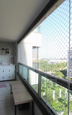 Apartamento à venda com 98m², 3 quartos e 1 vagaVaranda