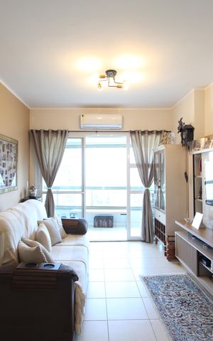 Apartamento à venda com 98m², 3 quartos e 1 vagaSala