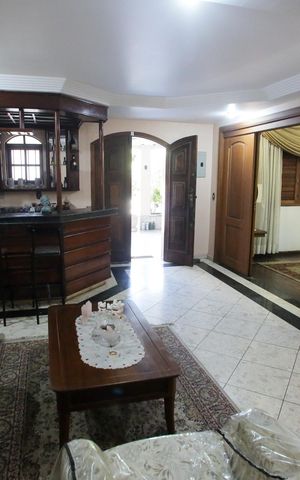 Casa à venda com 641m², 7 quartos e 4 vagasSala de Estar 2