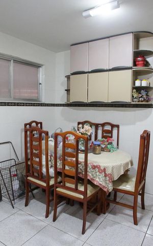 Casa à venda com 641m², 7 quartos e 4 vagasCopa