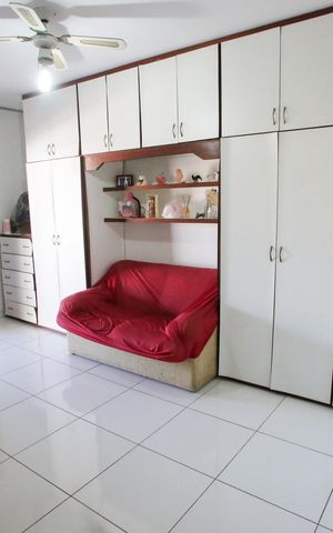 Casa à venda com 641m², 7 quartos e 4 vagasQuarto 4