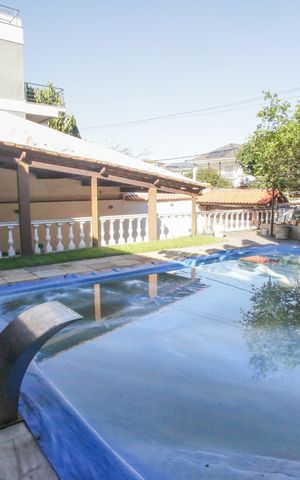 Casa à venda com 641m², 7 quartos e 4 vagasPiscina