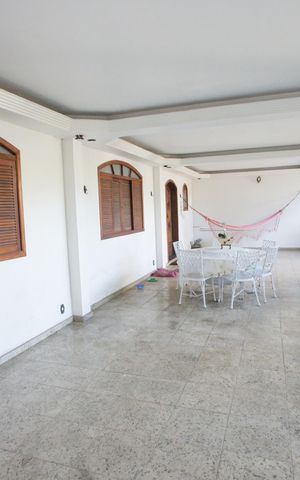 Casa à venda com 641m², 7 quartos e 4 vagasVaranda
