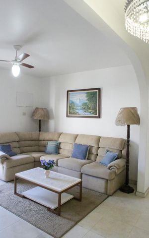 Casa à venda com 641m², 7 quartos e 4 vagasSala de TV