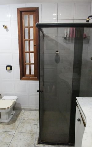 Casa à venda com 641m², 7 quartos e 4 vagasBanheiro da Suíte 1