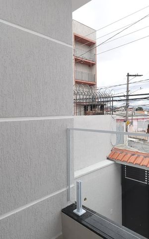 Casa à venda com 110m², 3 quartos e 1 vaga Casa à venda com 110m², 3 quartos e 1 vagaVaranda