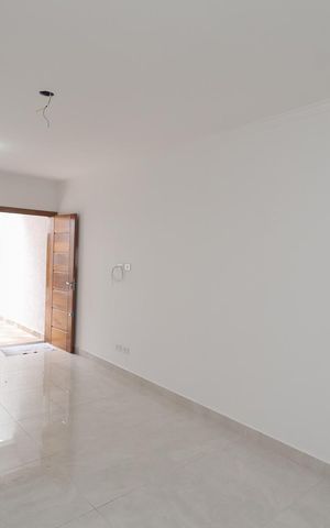 Casa à venda com 110m², 3 quartos e 1 vaga Casa à venda com 110m², 3 quartos e 1 vagaSala