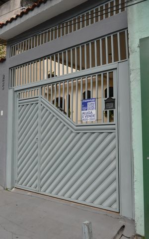 Casa à venda com 133m², 3 quartos e 2 vagasPlaca