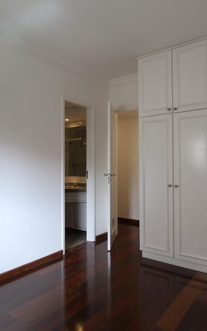 Apartamento à venda com 162m², 3 quartos e 3 vagasQuarto 2 - Suíte
