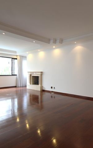 Apartamento à venda com 162m², 3 quartos e 3 vagasSala