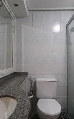 Apartamento à venda com 162m², 3 quartos e 4 vagasBanheiro da Suíte 2