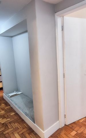 Apartamento à venda com 130m², 3 quartos e sem vagaCorredor de acesso aso quartos e Banheiros