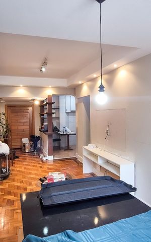 Apartamento à venda com 130m², 3 quartos e sem vagaSala