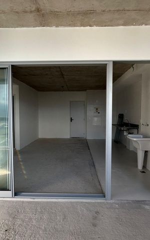 Apartamento à venda com 82m², 2 quartos e 1 vaga Apartamento à venda com 82m², 2 quartos e 1 vagaVaranda
