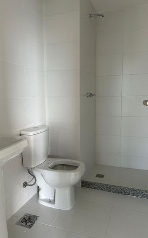 Apartamento à venda com 82m², 2 quartos e 1 vaga Apartamento à venda com 82m², 2 quartos e 1 vagaBanheiro
