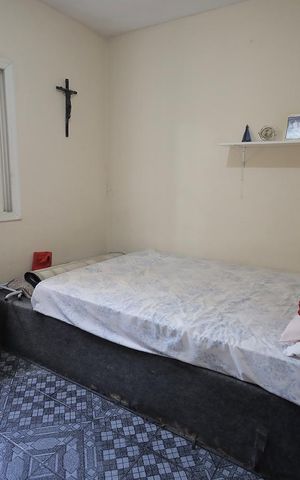 Casa à venda com 187m², 4 quartos e 2 vagas Casa à venda com 187m², 4 quartos e 2 vagasQuarto 3