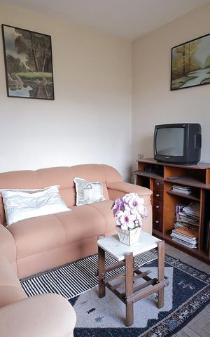 Casa à venda com 187m², 4 quartos e 2 vagas Casa à venda com 187m², 4 quartos e 2 vagasSala 2